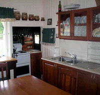 Dillons Cottage - Accommodation VIC