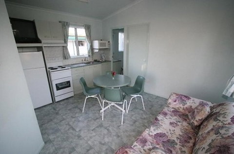 Kahlers Oasis Caravan Park - Accommodation VIC 5