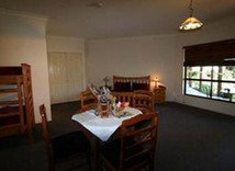 The Bearded Dragon Boutique Hotel - Accommodation VIC 4