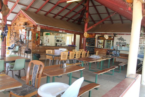 Ironbark Inn Motel - Accommodation VIC 2