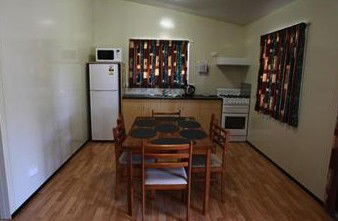 Gundy Star Tourist Park - Accommodation VIC 1