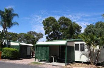 Gundy Star Tourist Park - Accommodation VIC 4