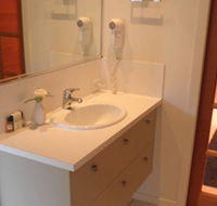 Ravensbourne Escape Silverwood Lodge - Accommodation VIC