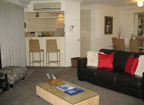 Contessa Holiday Apartments - Accommodation VIC 1