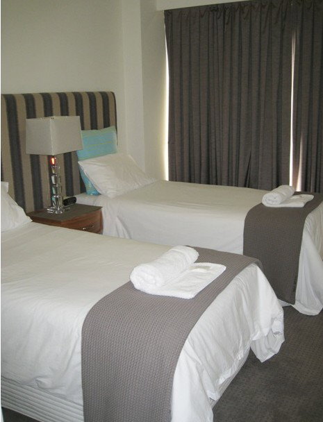 Contessa Holiday Apartments - Accommodation VIC 4