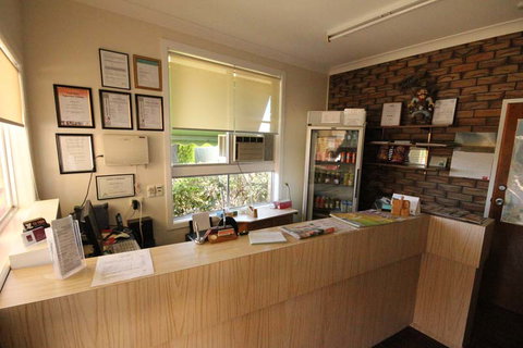 Buckaroo Motor Inn - Accommodation VIC 1