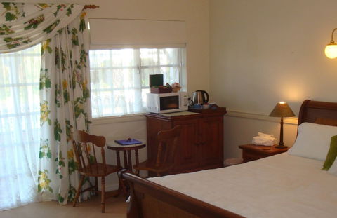 Lanterns Retreat - Accommodation VIC 3