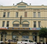 Royal George Motel Hotel - Accommodation VIC