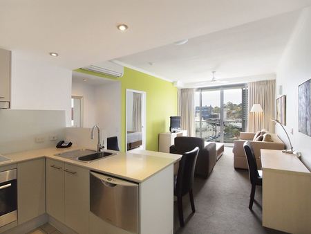 Oaks Gateway On Palmer - Accommodation VIC 3