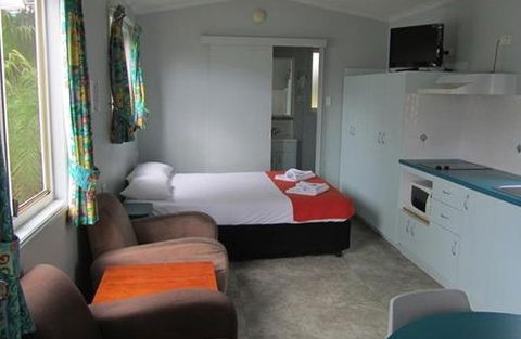 Big 4 Capricorn Palms Holiday Village - Accommodation VIC 3