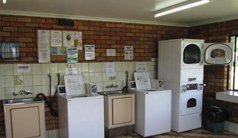 Big 4 Capricorn Palms Holiday Village - Accommodation VIC 5