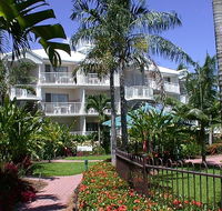 Australis Cairns Beach Resort - Accommodation VIC
