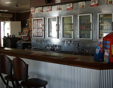 Burdekin Hotel - Accommodation VIC 1