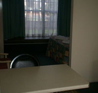 A Raceview Motor Inn - Accommodation VIC