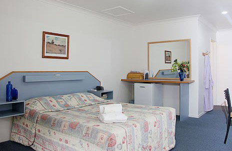 Country Lodge Motel - Accommodation VIC 4