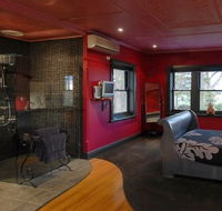 Oakdene Vineyards Guesthouse - Accommodation VIC