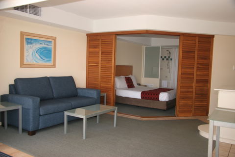 Ramada Resort Golden Beach - Accommodation VIC 4