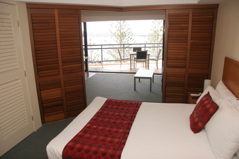 Ramada Resort Golden Beach - Accommodation VIC 5