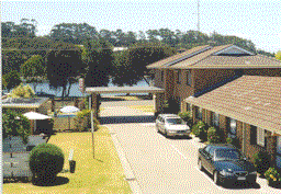 Hybiscus Lodge Motel & Holiday Apartments - Accommodation VIC 0