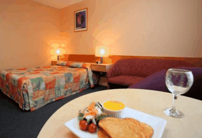 Heemskirk Motor Hotel - Accommodation VIC