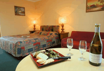 Heemskirk Motor Hotel - Accommodation VIC 3