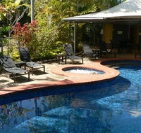 At The Mango Tree Holiday Apartments - Accommodation VIC