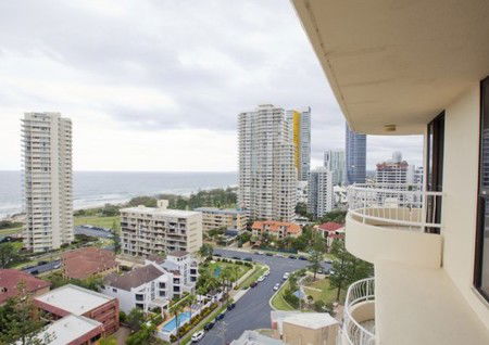 Capricornia Apartments - Accommodation VIC 2