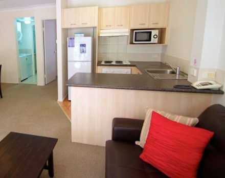 Island Beach Resort - Accommodation VIC 1