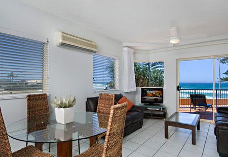 Coolum Baywatch Resort - Accommodation VIC 1