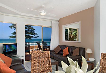Coolum Baywatch Resort - Accommodation VIC 2
