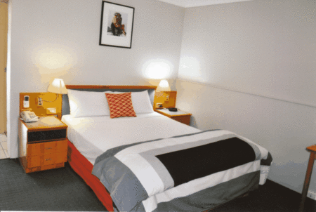 Gladstone Palms Motor Inn - Accommodation VIC 4