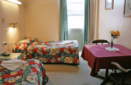 Royal Centrepoint Motel - Accommodation VIC