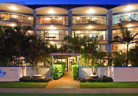 Coral Sea Apartments - Accommodation VIC 4