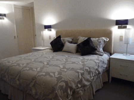 The Regent Holiday Apartments - Accommodation VIC 3