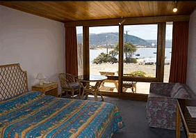 Silver Sands Hotel Motel Resort - Accommodation VIC