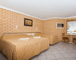 Potshot Hotel Resort - Accommodation VIC