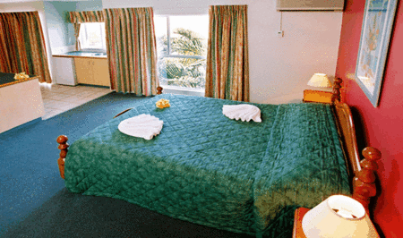 Coral Tree Inn - thumb 3