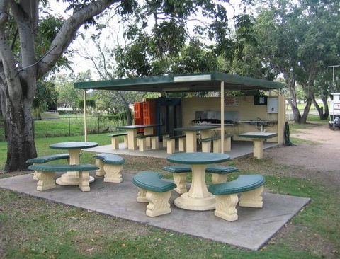 Burdekin Cascades Caravan Park - Accommodation VIC 4
