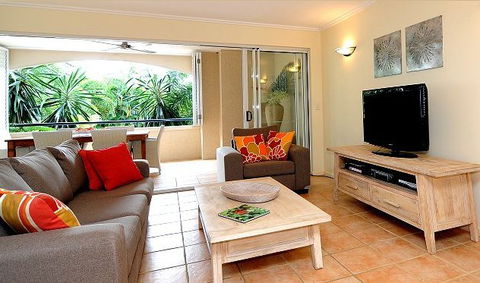 Cayman Villas Port Douglas - Accommodation VIC 1