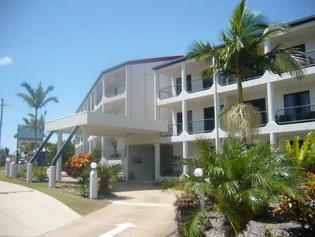 L'Amor Holiday Apartments - Accommodation VIC 0