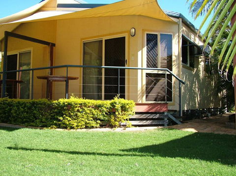 Happy Wanderer Village Caravan Park - Accommodation VIC 2