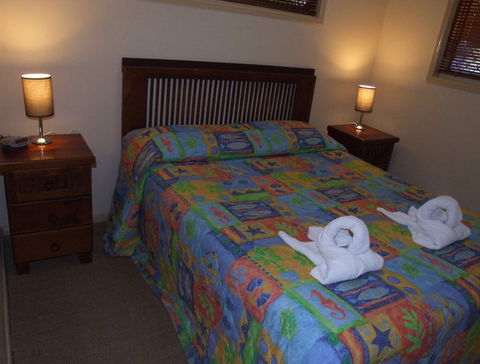 Happy Wanderer Village Caravan Park - Accommodation VIC 3