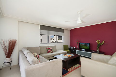 Sandpiper Apartments Broadbeach - Accommodation VIC 2