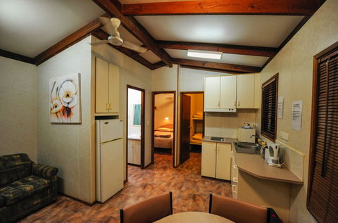 Douglas Daly Holiday Park - Accommodation VIC 3