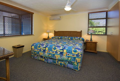 Headland Tropicana - Accommodation VIC 4