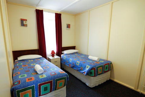 Park Avenue Holiday Units - Accommodation VIC 2