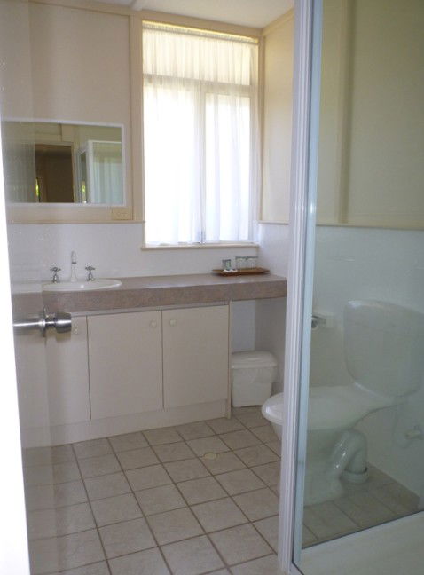 Park Avenue Holiday Units - Accommodation VIC 3