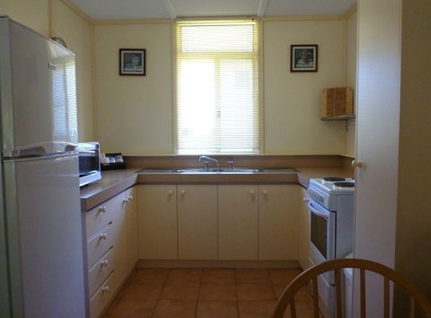Park Avenue Holiday Units - Accommodation VIC 5