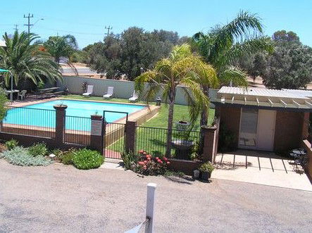 Old Mill Motel, Dongara - Accommodation VIC 1