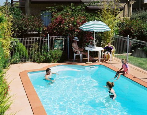 Sandpiper Holiday Apartments - Accommodation VIC 1